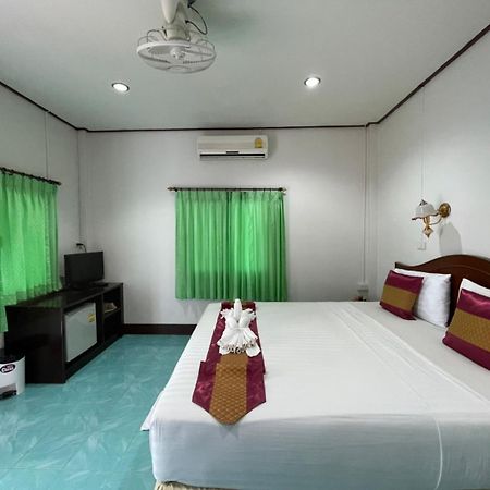 Lanta Arrow House Hotel Koh Lanta Exterior photo