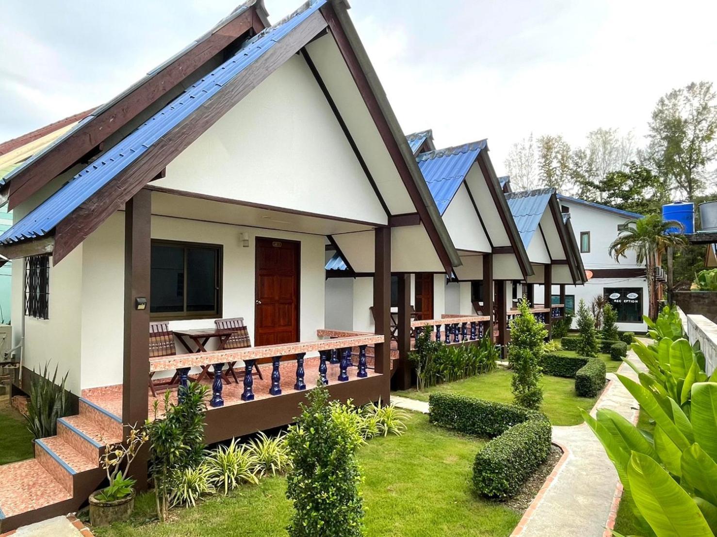 Lanta Arrow House Hotel Koh Lanta Exterior photo